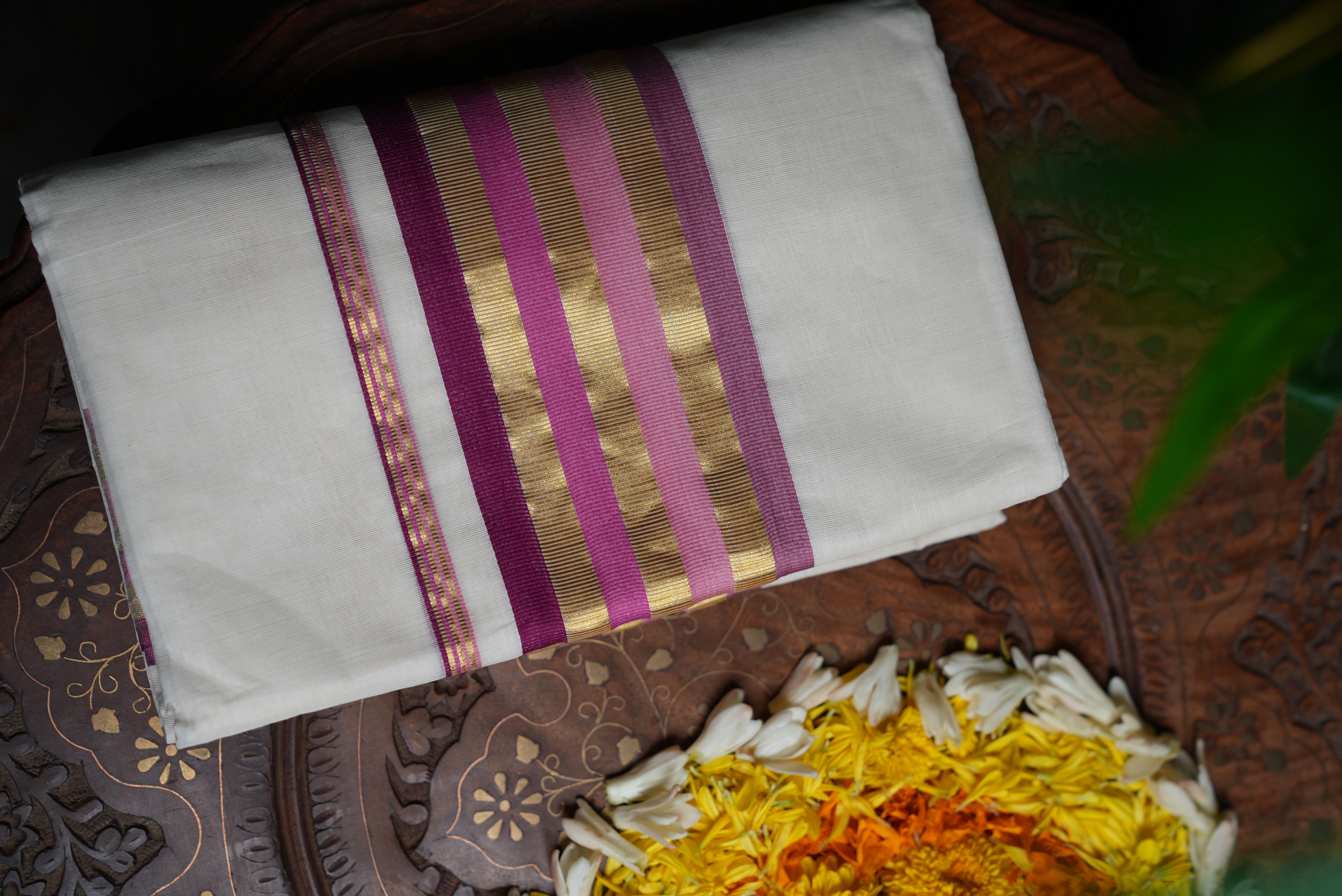 Pure Handloom Balaramapuram Premium Set Mundu – Multi-Colour Kasavu Border