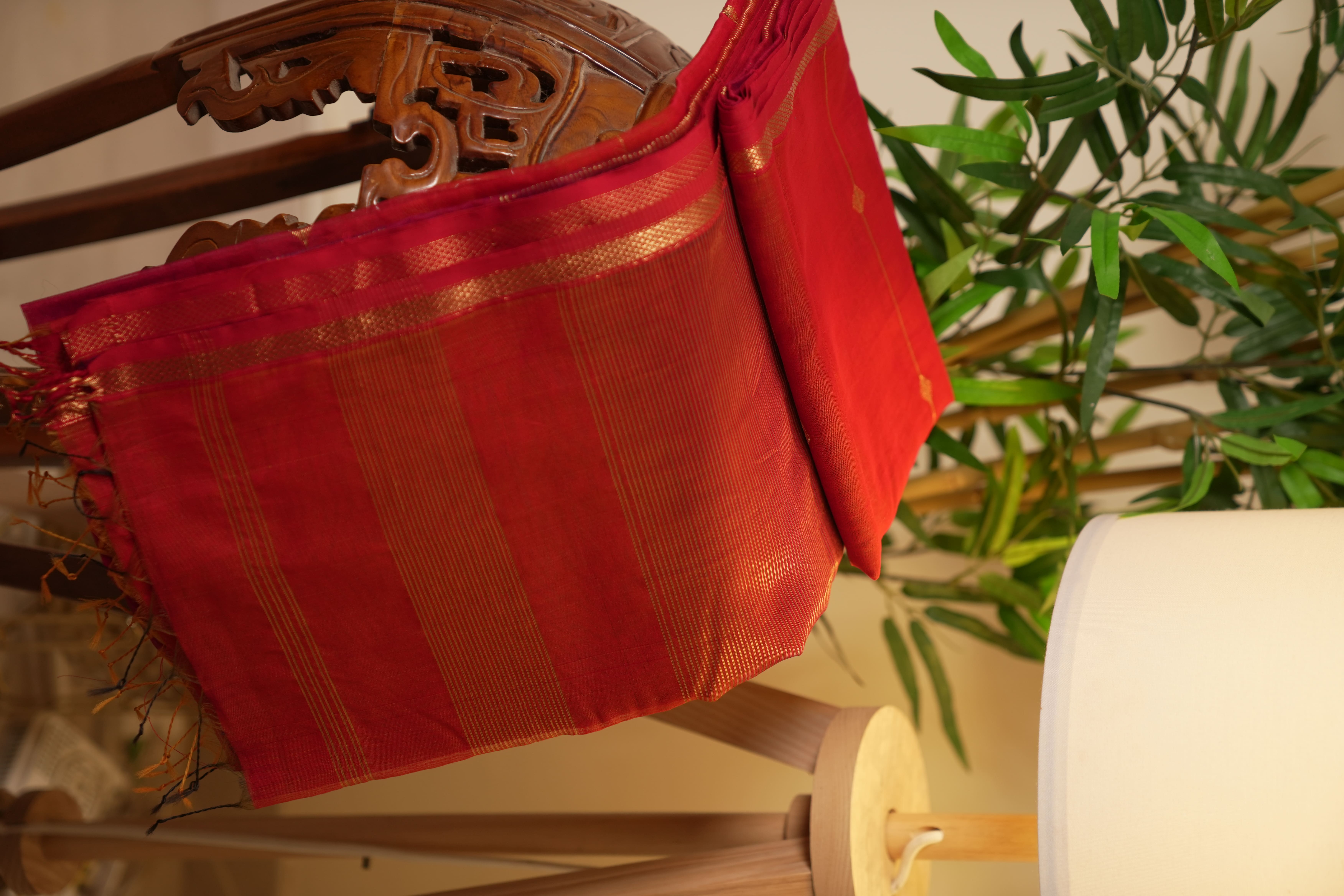 Pure Handloom Maheshwari Silk Cotton Saree – Regal Red with Gold Zari Elegance