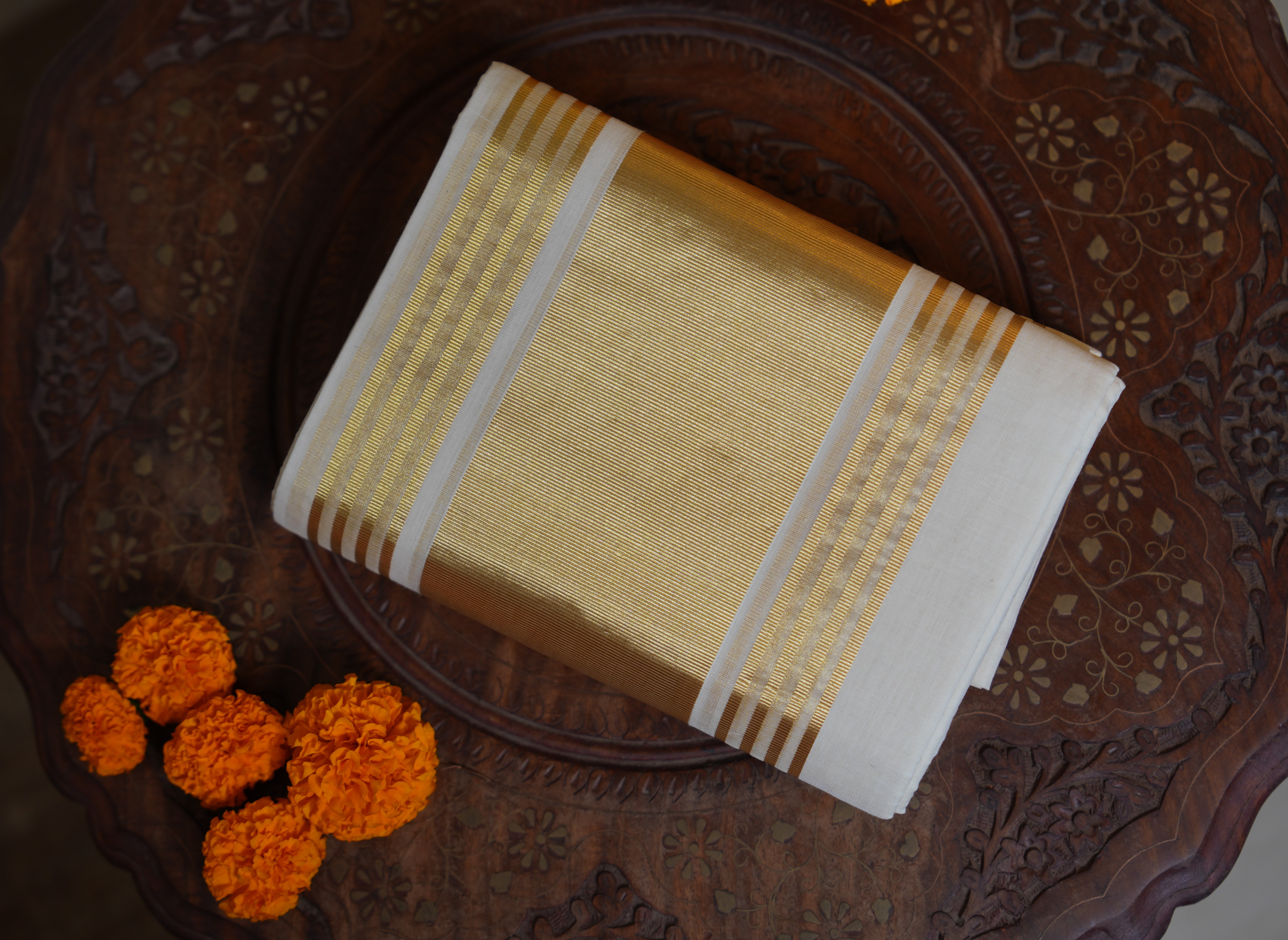 Pure Balaramapuram Handloom Classic Kasavu Set Mundu – Elegant Classics Collection